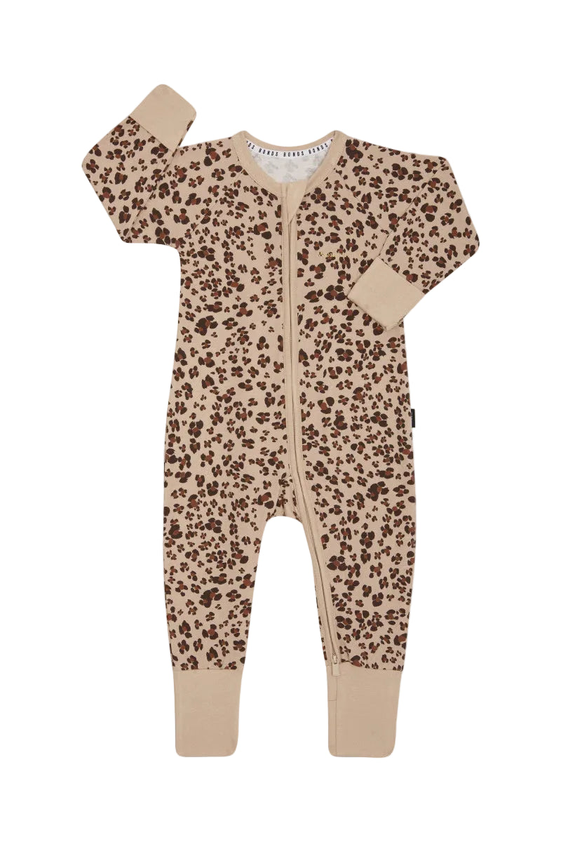 Bonds Zip Wondersuit baby sleepsuit in Leopard Luxe animal print. Front view.